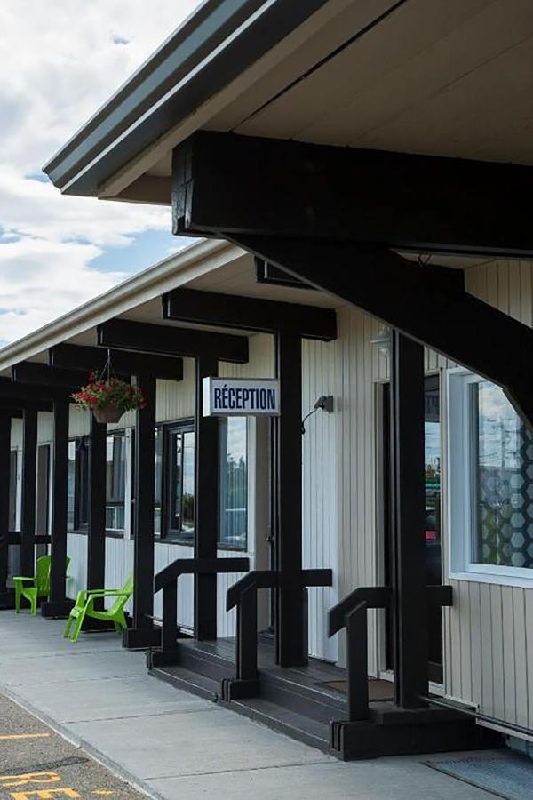 Motel La Marina Matane Exterior foto